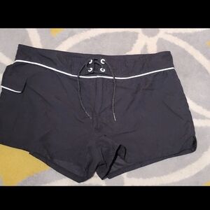 Womens Cole board shorts swim Sz M 8/10 Black